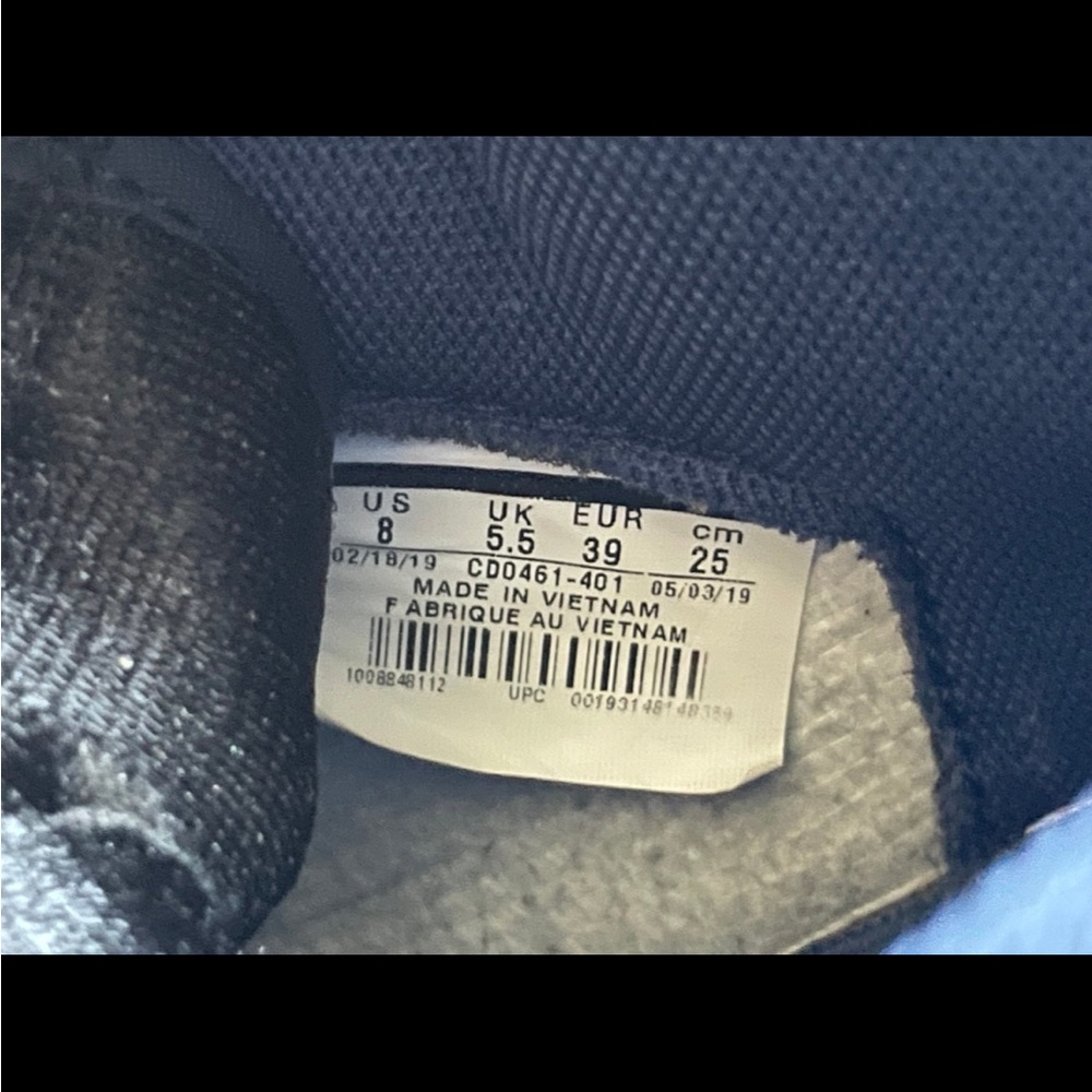Jordan 1 Retro High UNC Patent Blue Chill (Women's) - Picture 5 of 6